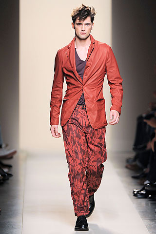 Bottega Veneta / - 2010